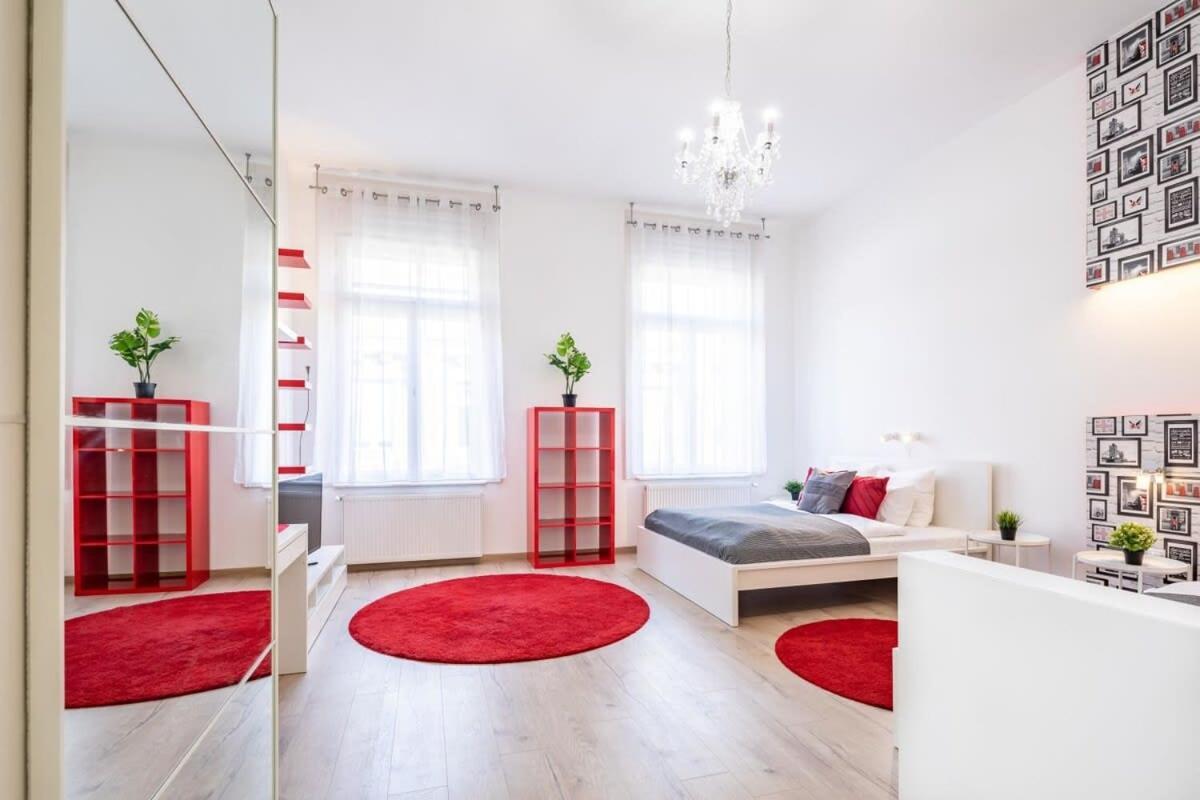 Super Central Convenient Apartment Budapest Exterior photo